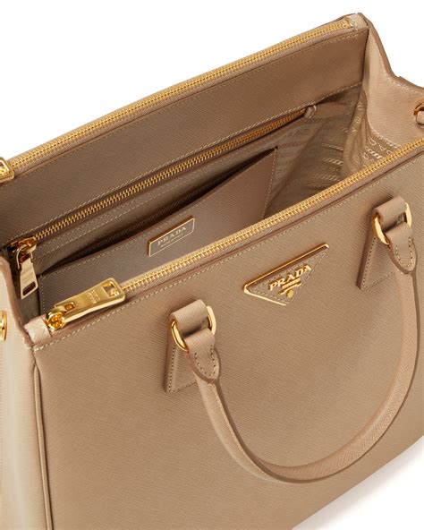 borsa prada in saffiano|prada saffiano handbags.